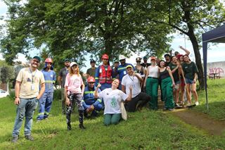 Jardim City recebe o plantio de 100 mudas de árvores nativas da Mata Atlântica