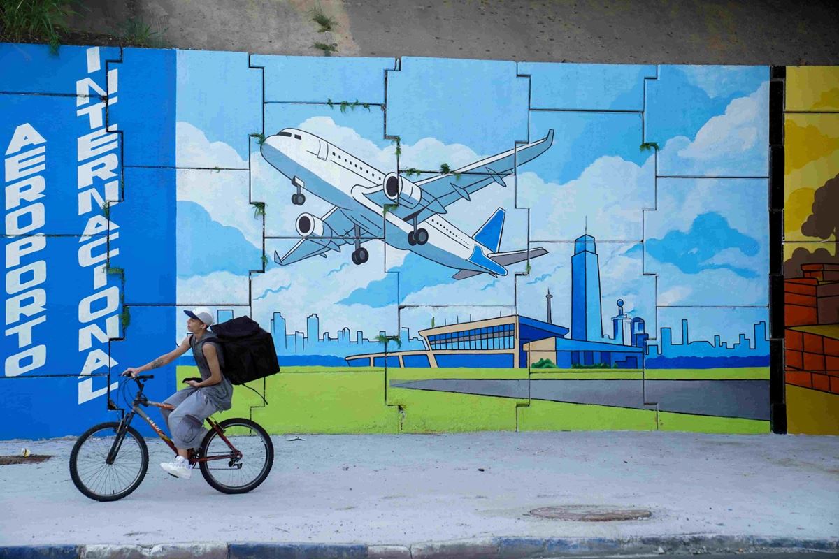 Prefeitura transforma pilastras do viaduto Saraceni em telas sobre a história de Guarulhos