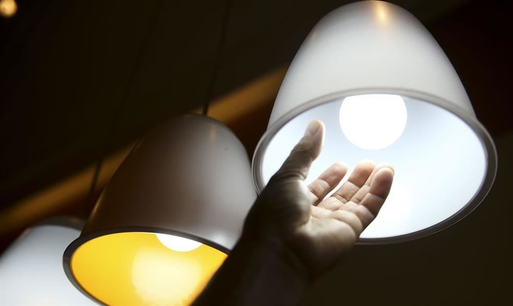 Energia elétrica é cara ou muito cara para 84% dos brasileiros