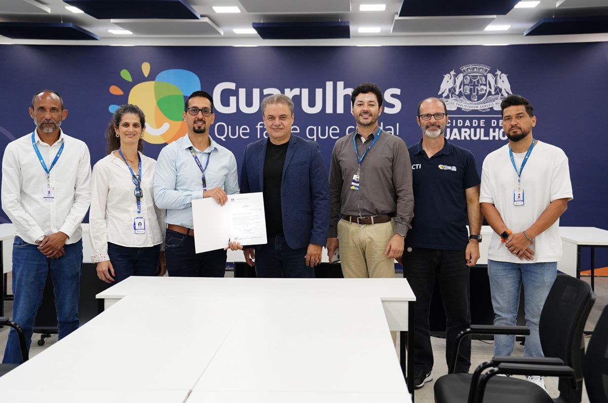 Guarulhos firma compromisso com Associação Nacional das Cidades Inteligentes