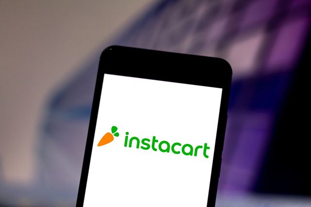 Segundo relatos, a Instacart discutiu a venda de si mesma para o DoorDash e o Uber