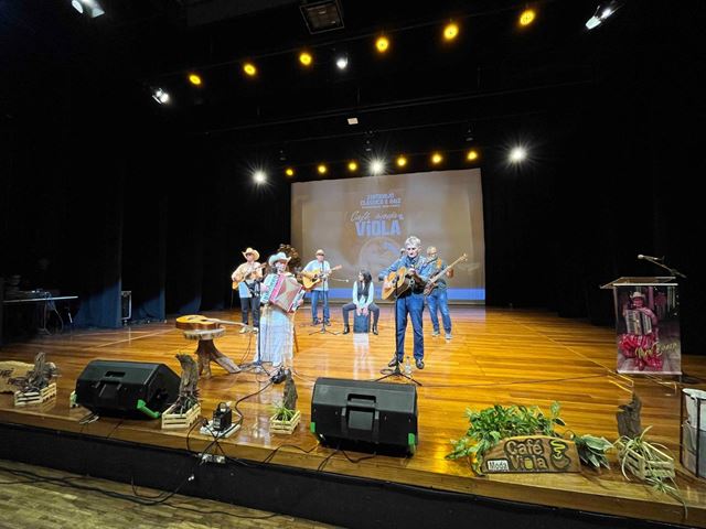 Café Moda e Viola reúne artistas do sertanejo raiz em apresentação gratuita no CEU Ponte Alta no domingo