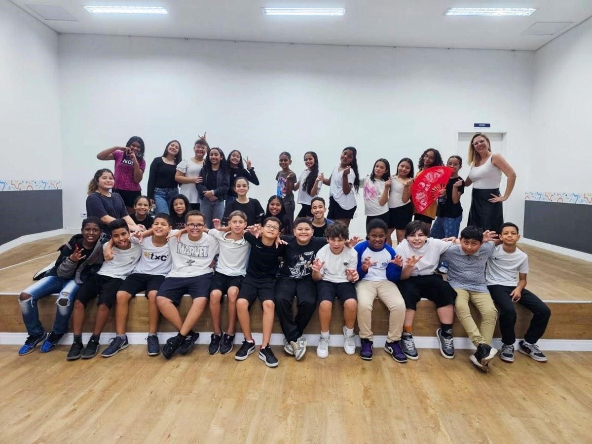 Projeto da EPG Walter Efigênio demonstra uso da IA como aliada do processo educativo