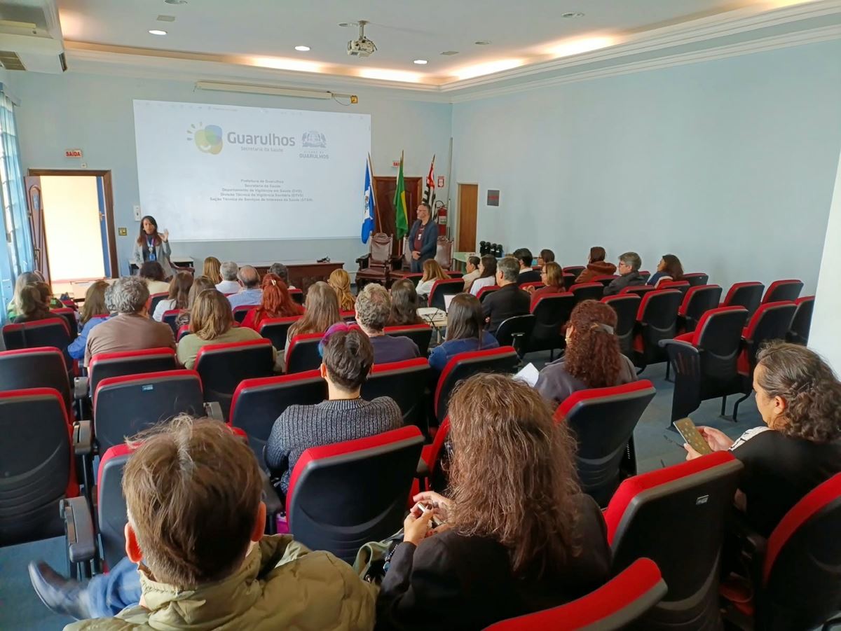 Vigilância Sanitária de Guarulhos capacita cerca de 200 profissionais e estudantes sobre segurança nos serviços odontológicos