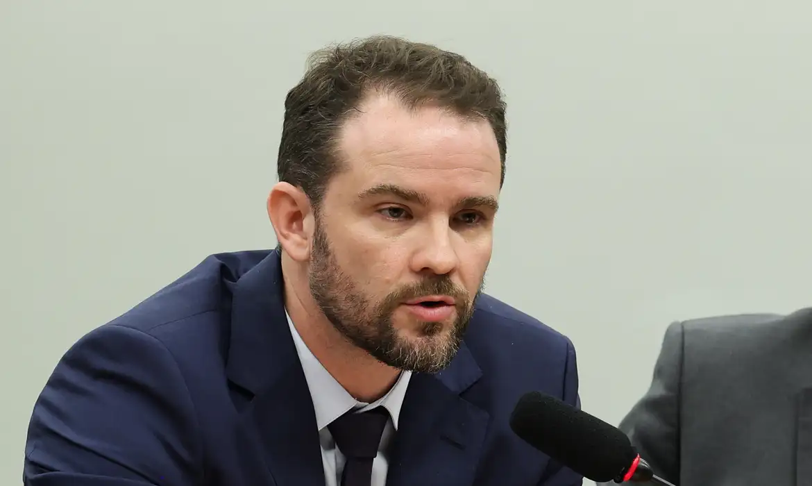 Governo enviará MP do Imposto Seletivo e renova subvenção ao diesel