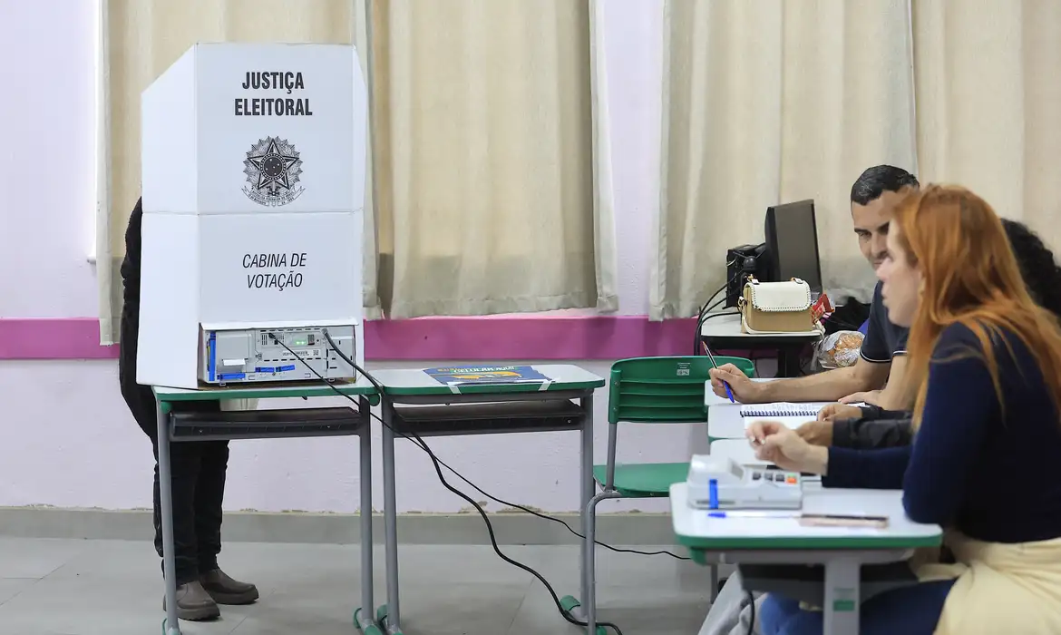 MPT registra quase 2 mil denúncias de assédio eleitoral no Brasil