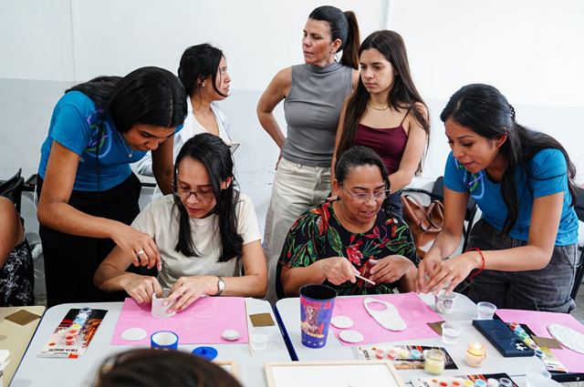 Prefeitura recebe inscrições de mulheres com fibromialgia para vivência arteterapêutica nesta quinta-feira