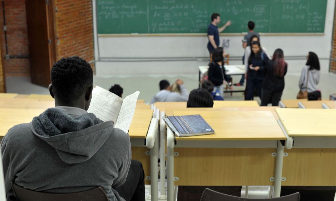 Enade 2026: iniciantes devem preencher questionário até 18 de dezembro