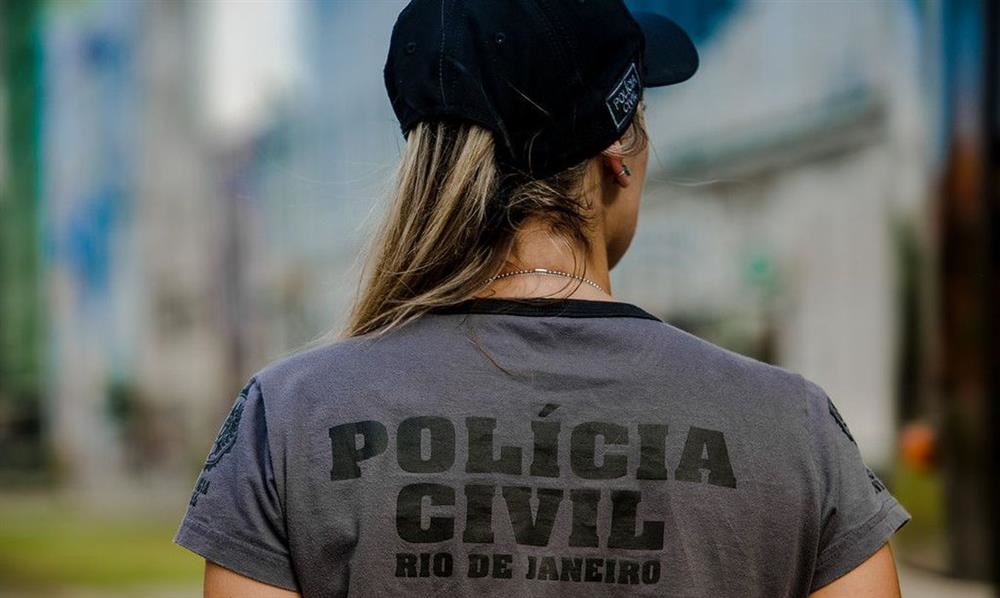 Polícia faz operação contra construções ilegais de milícias no Rio