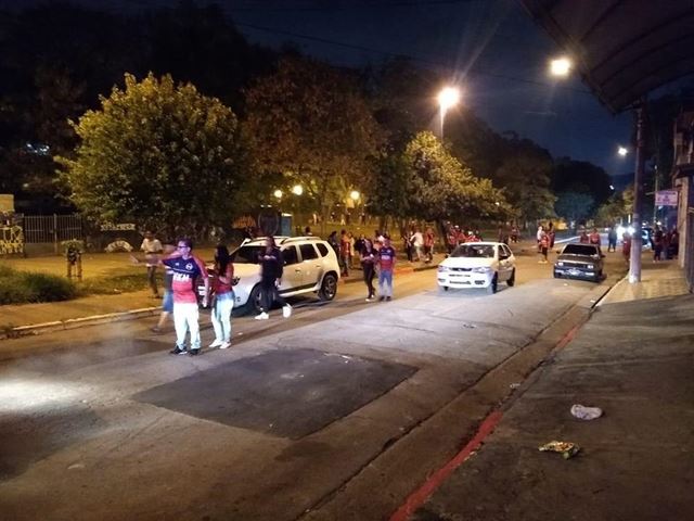 GCM atende 49 denúncias de aglomeração com 1.200 envolvidos no fim de semana