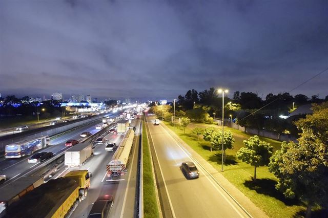 Via Dutra será interditada na madrugada de sábado para domingo