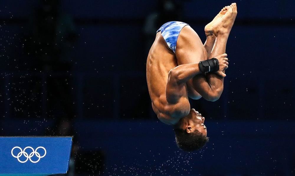 Kawan Pereira se classifica à semi dos saltos ornamentais em Tóquio