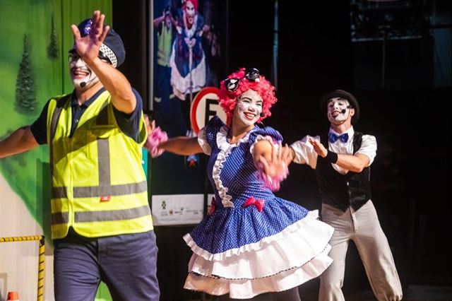Peça sobre segurança no trânsito é apresentada a 1,1 mil alunos