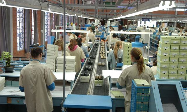 Confiança da indústria volta a subir, após três meses de queda