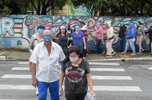 Profissionais do transporte escolar realizam curso de atendimento a pessoas com deficiência