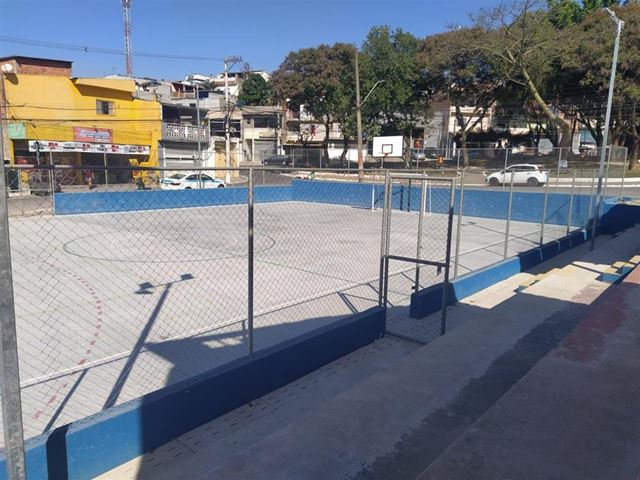 Prefeitura entrega seis equipamentos esportivos modernizados no final de semana