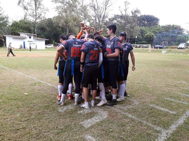 Guarulhos Rhynos estreia com vitórias no Torneio Bandeirantes de Futebol Americano