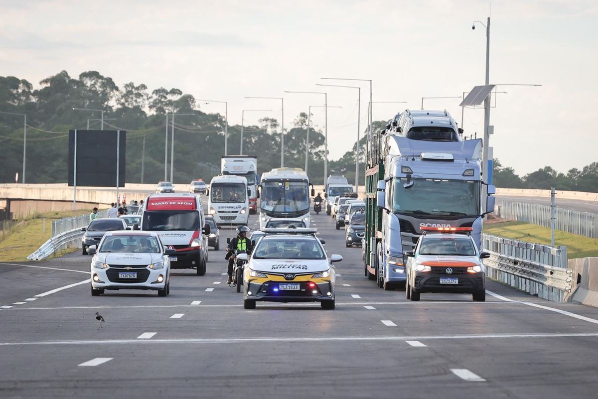Novo trecho do Rodoanel Norte é aberto ao tráfego, tira caminhões das marginais e impulsiona a logística de SP