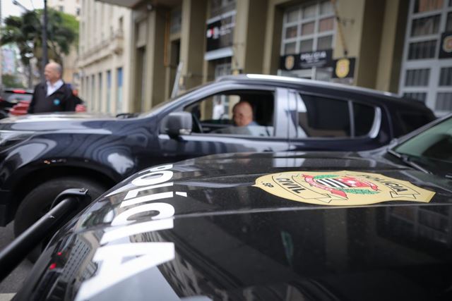 Polícia de SP prende 17 em megaoperação contra facção criminosa responsável por mais de 80 pontos de tráfico