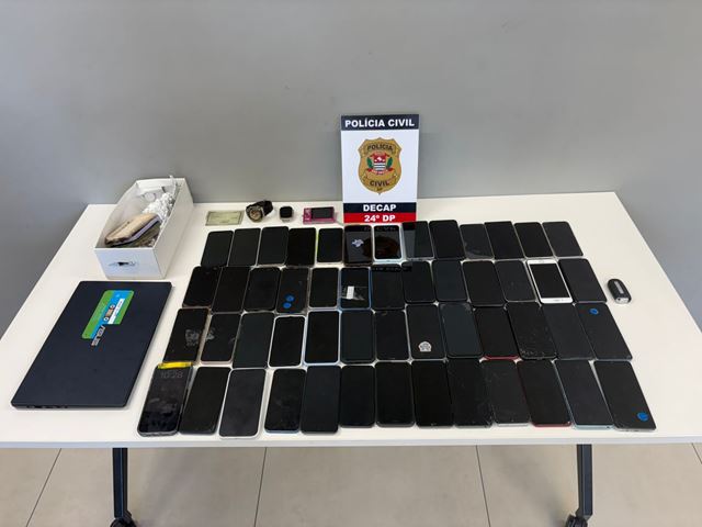 Polícia Civil de SP prende casal e apreende 52 celulares furtados em Guarulhos