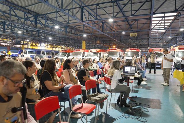 Servidores municipais participam de encontro sobre o Maio Amarelo promovido pela Prefeitura