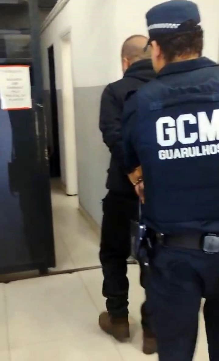 GCM prende agressor por descumprir medida protetiva no Paes de Barros