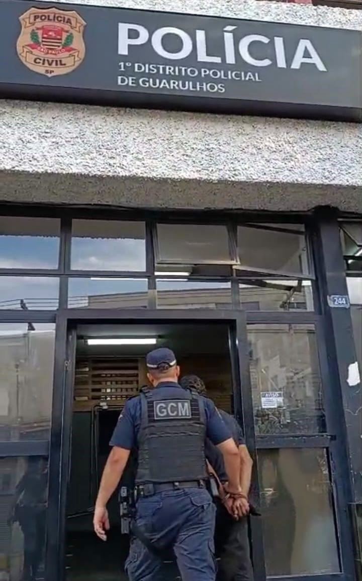 GCM prende homem por tentativa de furto de veículo no Macedo
