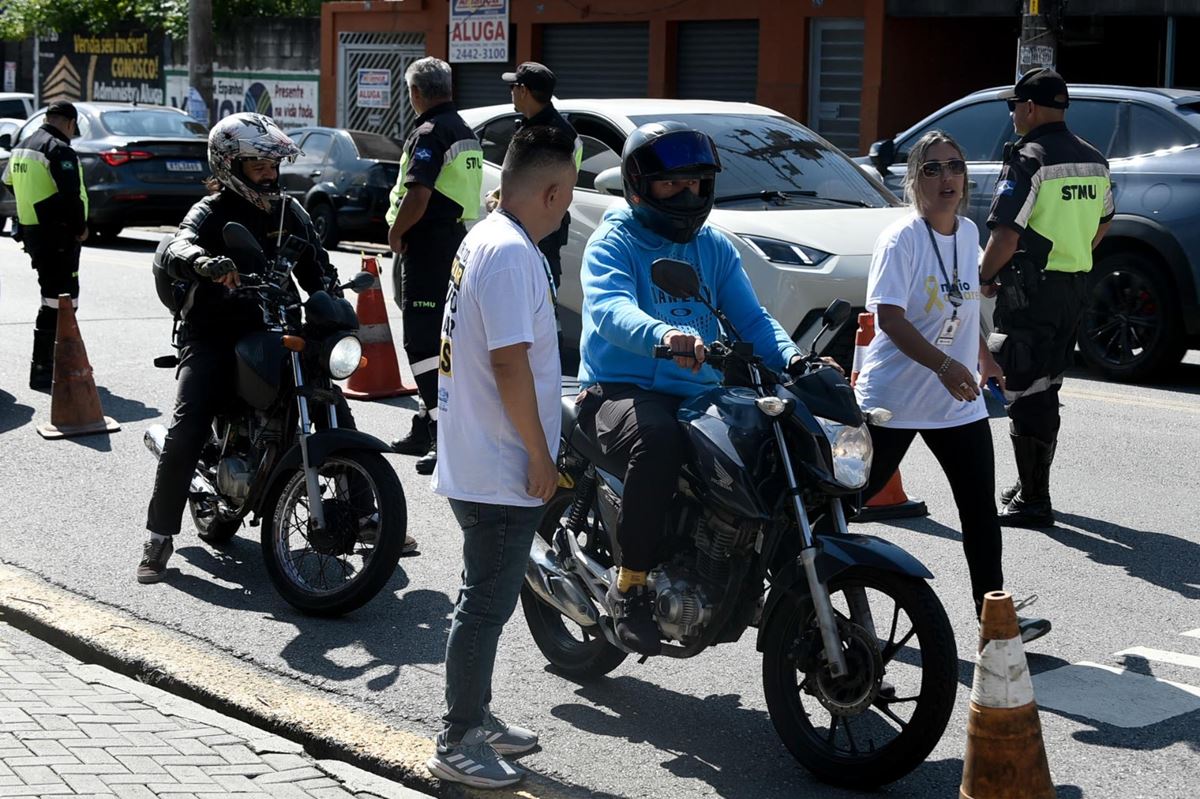 Prefeitura inicia campanha Maio Amarelo com ação voltada aos motociclistas