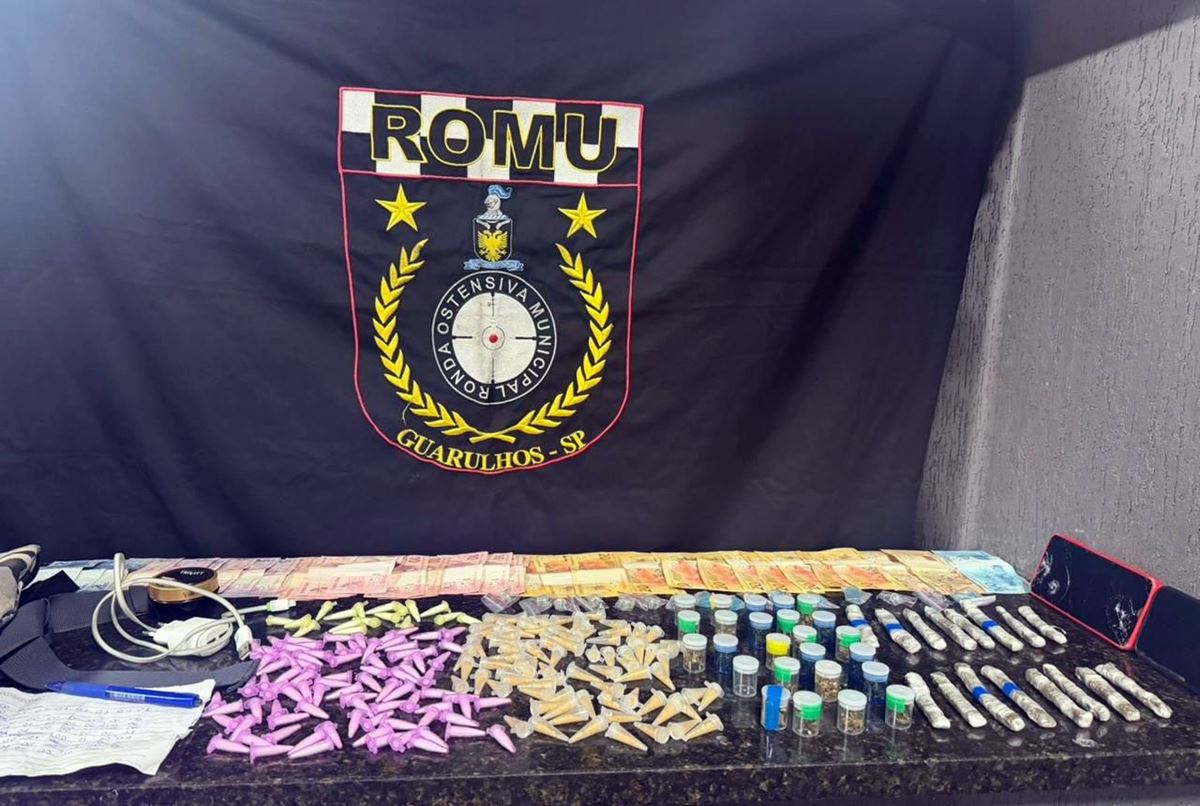 GCM prende quatro traficantes e apreende quase 3 kg de drogas em Guarulhos