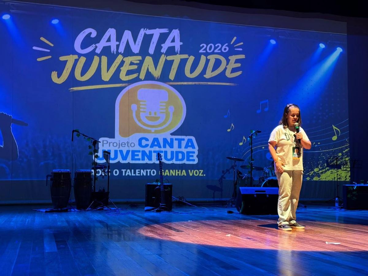Canta Juventude premia jovens guarulhenses que soltaram a voz no palco do Teatro Adamastor