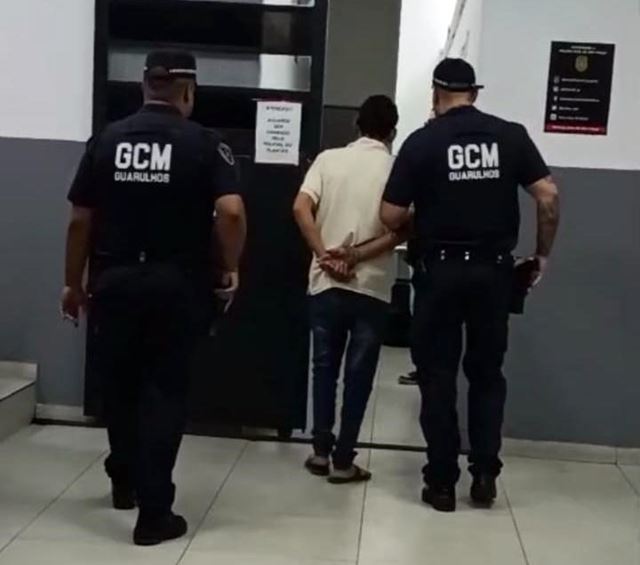 GCM prende homem em flagrante por violência doméstica contra a ex-companheira no Marmelo