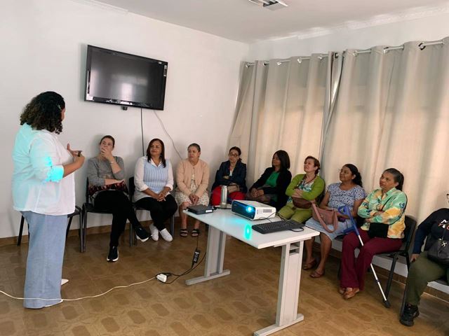 Casas da Mulher oferecem rodas de conversa e aulas de artesanato gratuitas