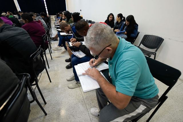 Mutirão de empregos para 50+ oferece 500 oportunidades nesta quinta-feira no Adamastor