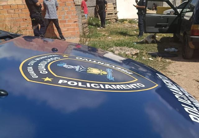 GCM de Guarulhos prende dupla por roubo e recupera veículo com apoio da CSI