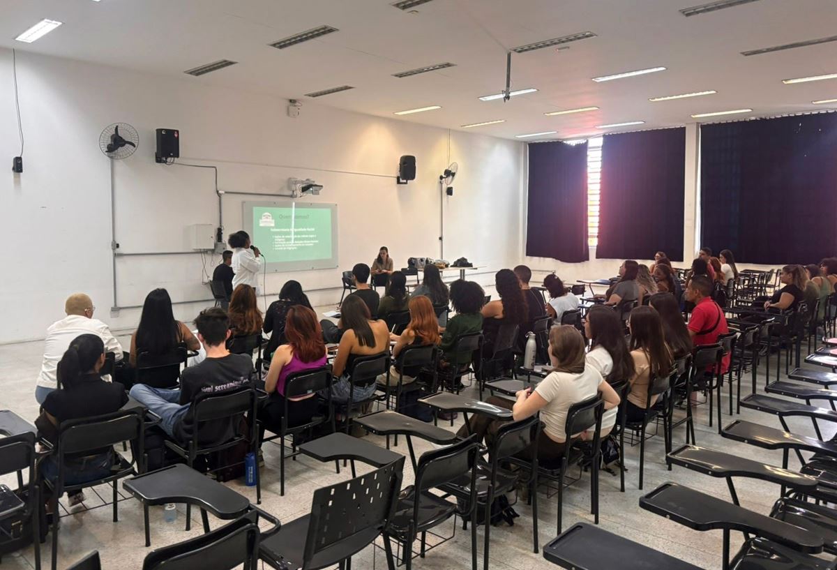 Igualdade Racial participa de formação de profissionais da Residência Multiprofissional em Saúde