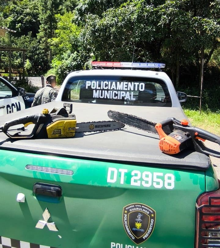 GCM apreende duas motosserras em área de mata no Jardim Paraíso