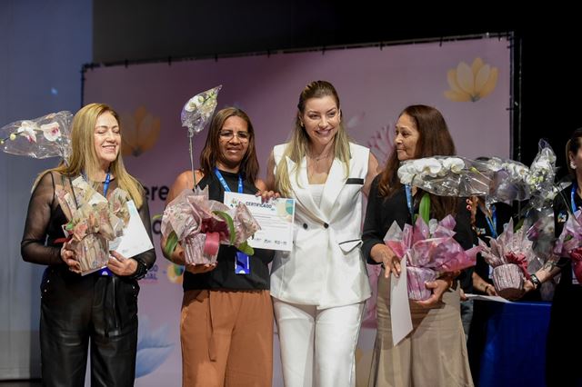 Servidoras da Prefeitura são homenageadas em evento especial do Dia internacional da Mulher