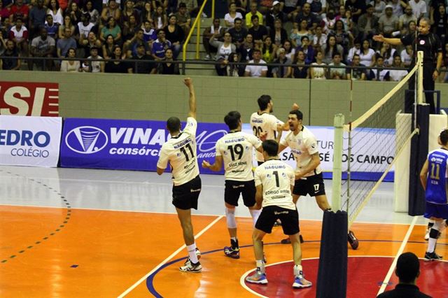 Corinthians-Guarulhos vence São José e joga neste sábado em casa