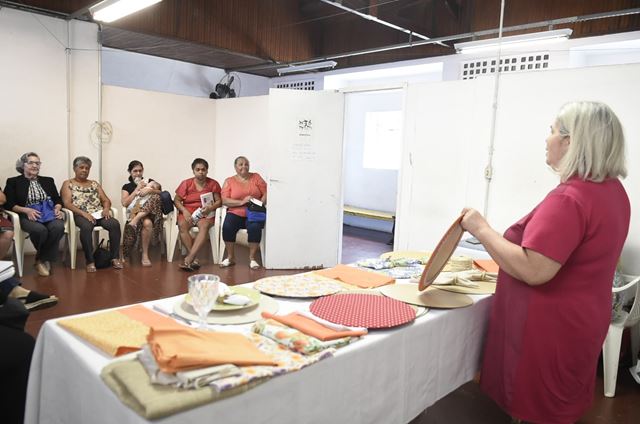 Oficinas de artesanato e palestra sobre estresse e depressão estão na agenda da semana nas Casas da Mulher