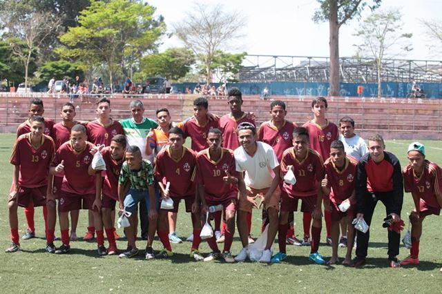 Faria Lima vence e segue na luta pelo título da OCG