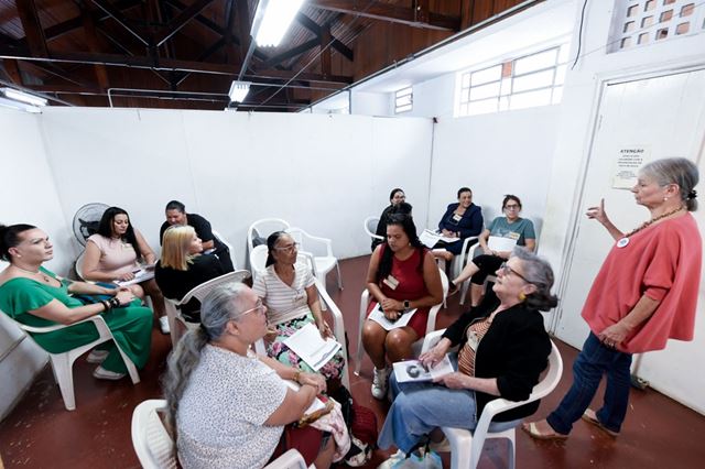 Casas da Mulher Vila Galvão e Recreio São Jorge recebem inscrições para curso de empreendedorismo pelo Sebrae