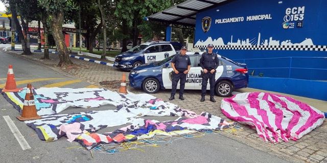 GCM de Guarulhos apreende balão e prende homem por crime ambiental no Parque Santo Antônio