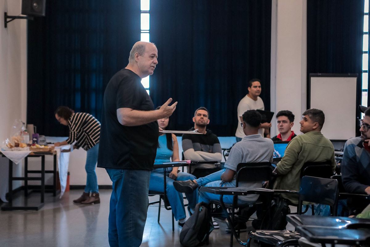 Encontro formativo fortalece ações pedagógicas do Programa Música nas Escolas