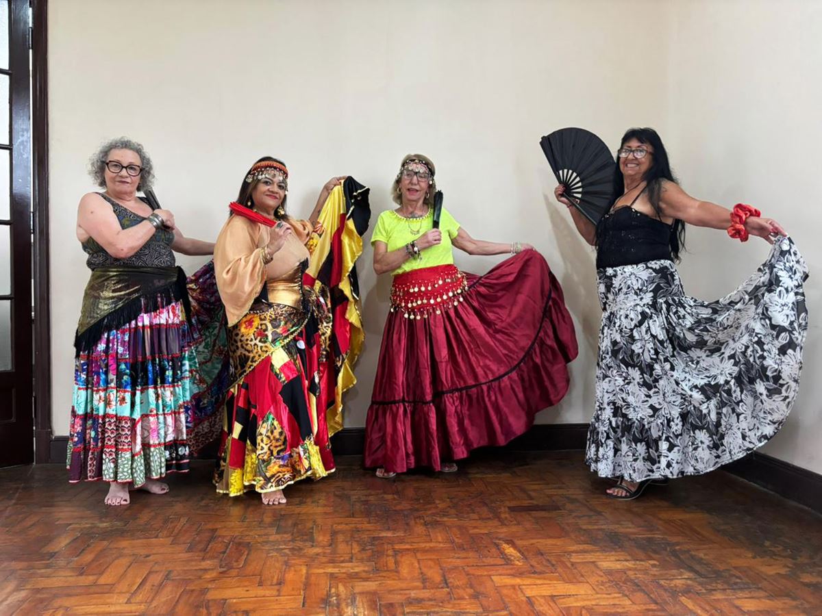 Teatro Padre Bento abre inscrições para aulas gratuitas de Dança Cigana