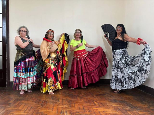 Teatro Padre Bento abre inscrições para aulas gratuitas de Dança Cigana