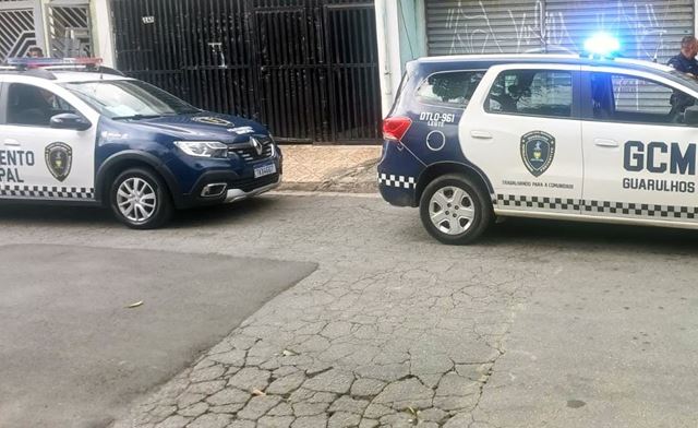 GCM de Guarulhos protege mulher e prende homem por violência doméstica no Jardim Jacy