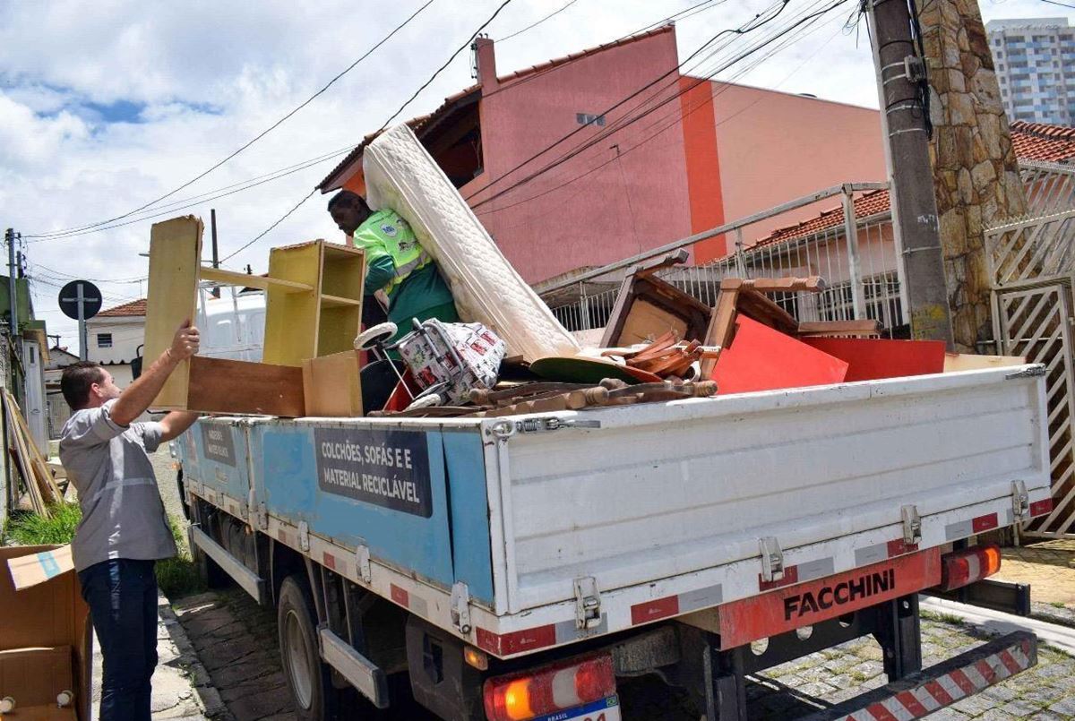Operação Cata-Tralha vai estar em 11 locais neste próximo fim de semana