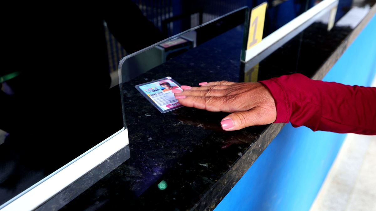 Cadastro online facilita emissão da carteira de acesso a serviços gratuitos nos CEUs e espaços da Prefeitura