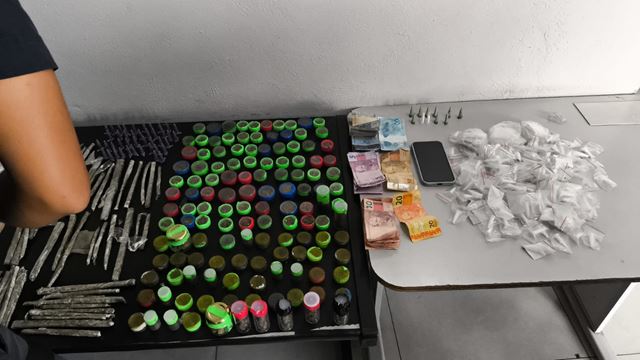 GCM de Guarulhos prende três traficantes e apreende 3,5 kg de drogas