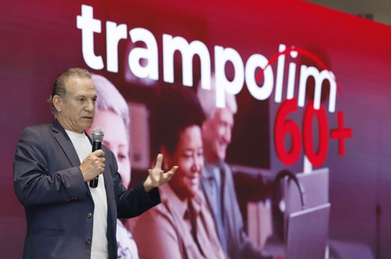 SDET participa do lançamento do Programa Trampolim 60+ em São Paulo